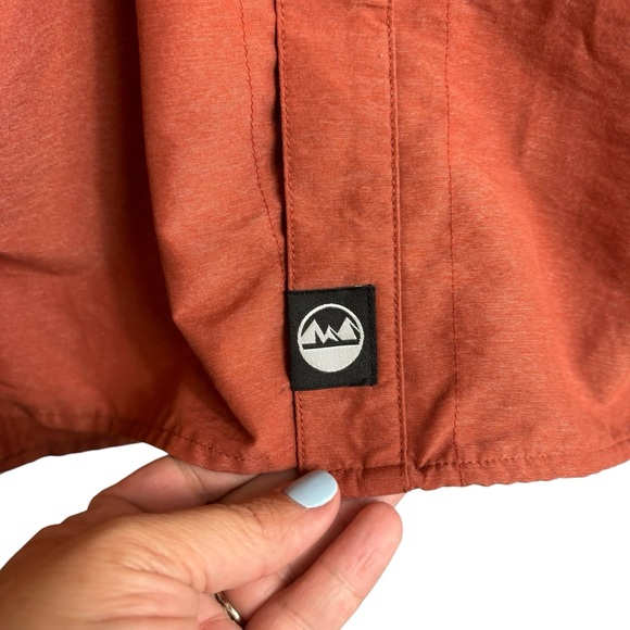 Wrangler Outdoor Series Men's Performance Roll Tab Sleeve Orange Shirt XL Hiking - Picture 8 of 10